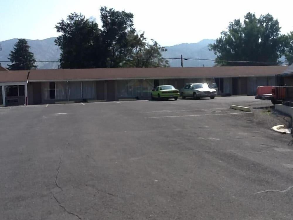 Safari Motel Nephi Luaran gambar
